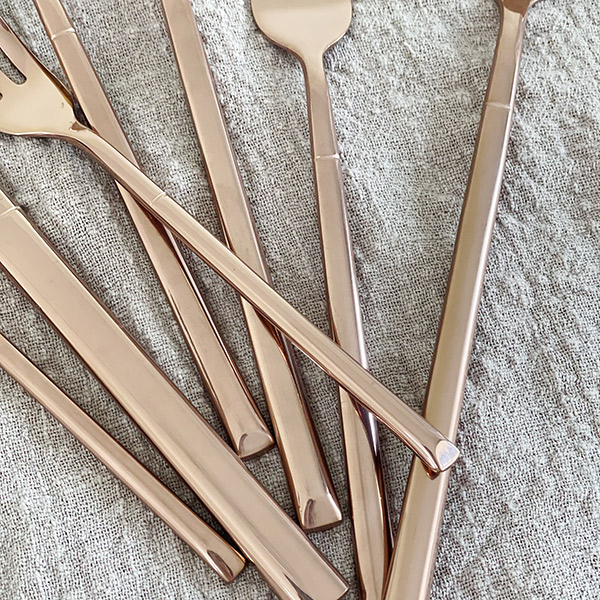 7-Piece-wholesale-rose-gold-stainless-steel-flatware-set-8