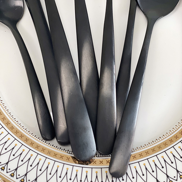 10-Piece-Black-stainless-steel-188-cutlery-set--9