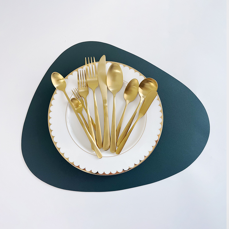 10-Piece titanium gold stainless steel cutlery set dish washer safe (2)