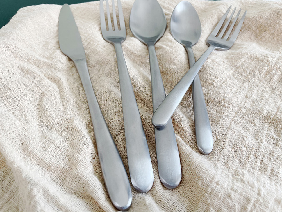 5-Pieces-of-Stainless-Steel-Cutlery-with-Matte-Finish---Dishwasher-Safe-4