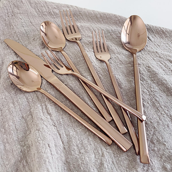 7-Piece-wholesale-rose-gold-stainless-steel-flatware-set--7