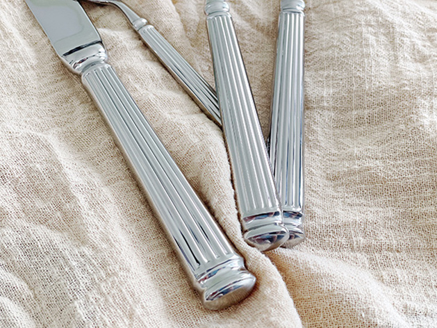 High-end-stainless-steel-cutlery-set-with-Roman-pillar-designed-handles-2