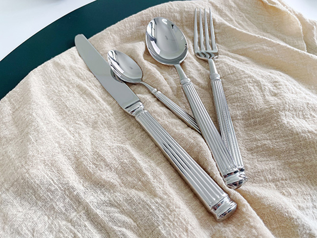 High-end-stainless-steel-cutlery-set-with-Roman-pillar-designed-handles-3