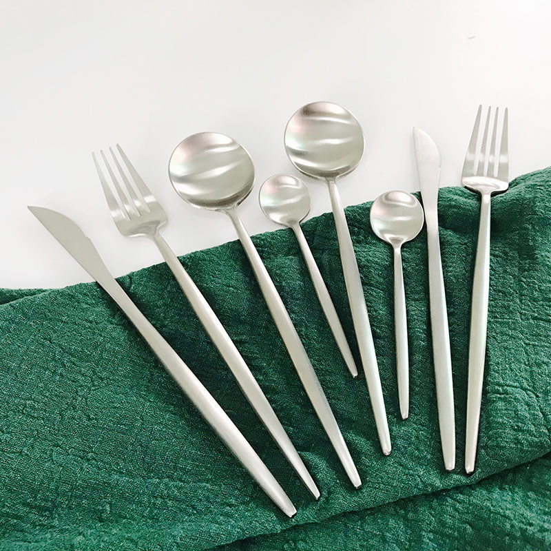 Matt Silverware with Round Design Spoon Satin Finished Tableware Dishwasher Safe Cutlery Set (4)